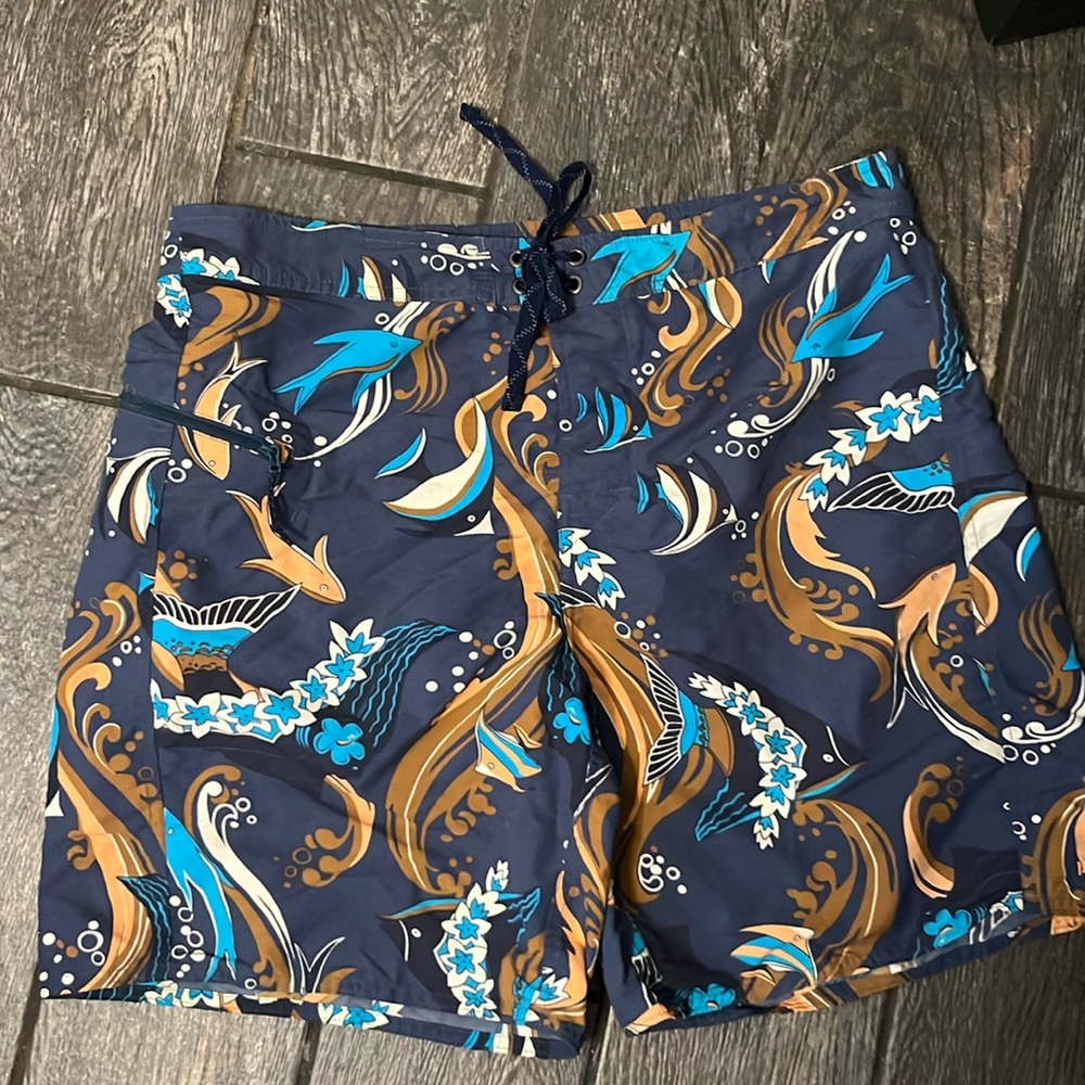 Men’s Minimalist Wavefarer® Board Shorts - 19"
